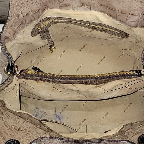 Elegant Crocodile Embossed Tan and Black Women's Bag - Picture 11 of 16